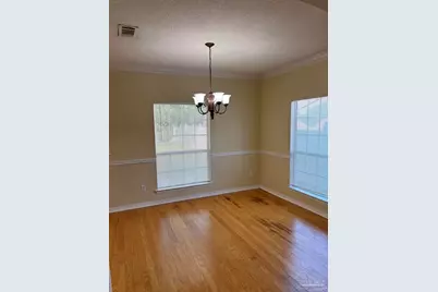 1406 E Scott St, Pensacola, FL 32503 - Photo 8