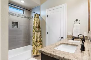6064 Huntington Creek Cir, Pensacola, FL 32526 - Photo 34