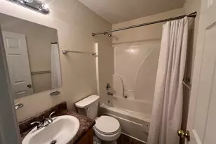 8921 Camshire Cir, Pensacola, FL 32507 - Photo 16