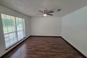 4252 Jernigan Rd, Pace, FL 32571 - Photo 4