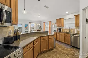 5614 Silver Star Ct, Milton, FL 32583 - Photo 14