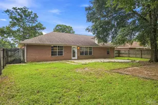 5579 Sweet Birch Ln, Milton, FL 32583 - Photo 4