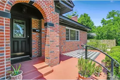 2016 E Scott St, Pensacola, FL 32503 - Photo 2