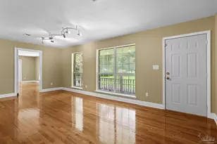 3231 Dunaway Ln, Pensacola, FL 32526 - Photo 6