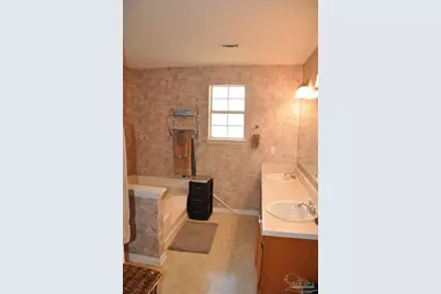 5930 Herlong Dr, Milton, FL 32570 - Photo 20