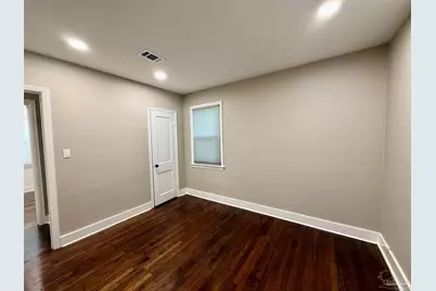 2050 N 13th Ave, Pensacola, FL 32503 - Photo 18