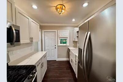 2050 N 13th Ave, Pensacola, FL 32503 - Photo 10
