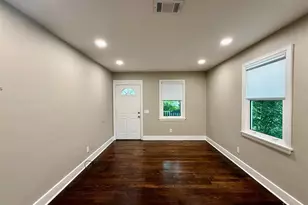 2050 N 13th Ave, Pensacola, FL 32503 - Photo 2