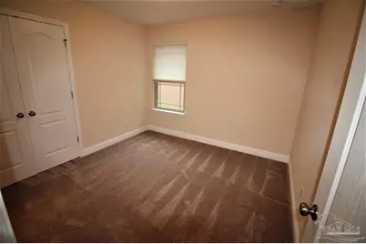 632 Edith Ln, Pensacola, FL 32534 - Photo 10