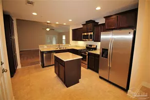 632 Edith Ln, Pensacola, FL 32534 - Photo 4