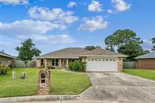 7425 Peterson Ln, Pensacola, FL 32506 - Photo 2