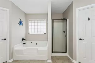 7425 Peterson Ln, Pensacola, FL 32506 - Photo 18