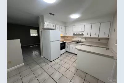 5859 Mapleton St, Milton, FL 32583 - Photo 8
