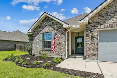 5735 Maggie Rose Cir, Milton, FL 32570 - Photo 2