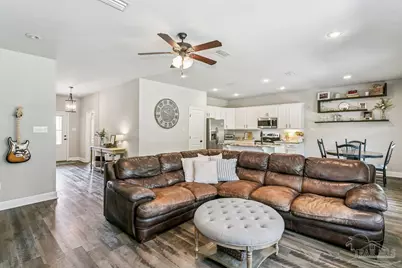 5735 Maggie Rose Cir, Milton, FL 32570 - Photo 12