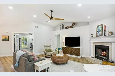 6977 Flintwood St, Navarre, FL 32566 - Photo 8