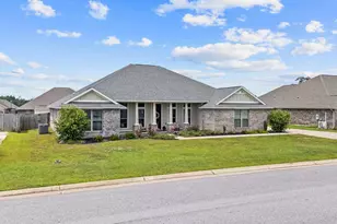 6446 Benelli Dr, Milton, FL 32570 - Photo 4