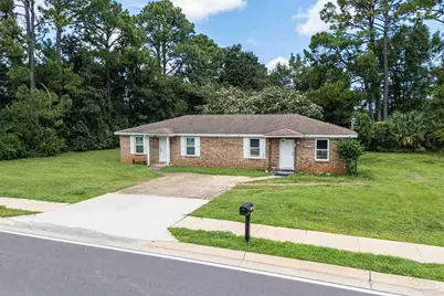 2422 Eliasberg St, Pensacola, FL 32507 - Photo 2
