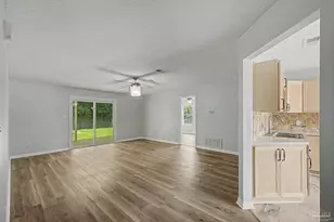 1634 Brookwood Cir, Gulf Breeze, FL 32563 - Photo 4