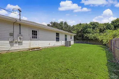 1634 Brookwood Cir, Gulf Breeze, FL 32563 - Photo 26