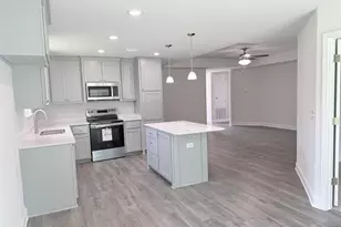 9704 Angel Oak Dr, Pensacola, FL 32526 - Photo 6