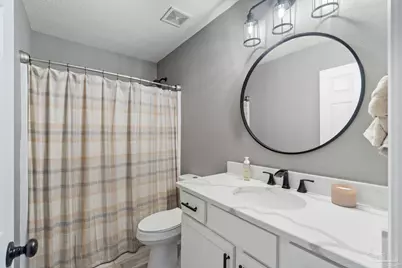 5861 Capitol Dr, Gulf Breeze, FL 32563 - Photo 20