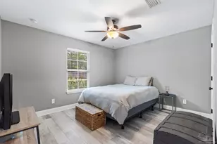 5861 Capitol Dr, Gulf Breeze, FL 32563 - Photo 18