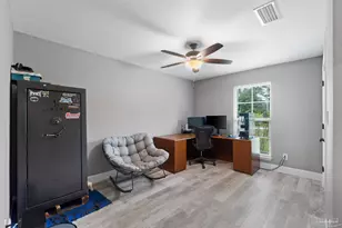 5861 Capitol Dr, Gulf Breeze, FL 32563 - Photo 16