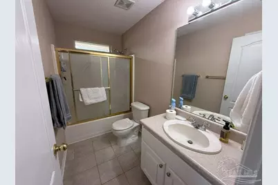 7777 Sandstone St, Navarre, FL 32566 - Photo 16