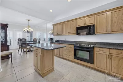 60 Baybridge Dr #A, Gulf Breeze, FL 32561 - Photo 8
