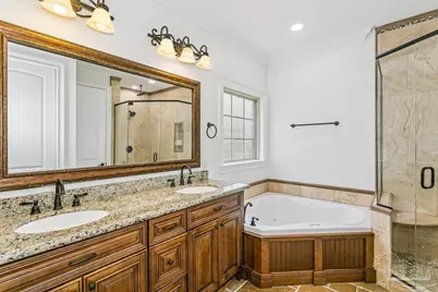5347 Woodlake Tr, Gulf Breeze, FL 32563 - Photo 14
