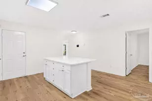 1183 Simpson St, Pensacola, FL 32526 - Photo 16