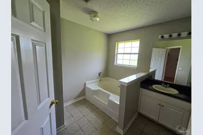 2052 Alfred Blvd, Navarre, FL 32566 - Photo 12