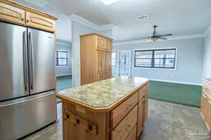 117 Bayshore Dr, Pensacola, FL 32507 - Photo 36