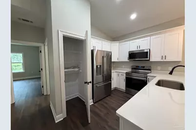 3920 Thornton St, Pace, FL 32571 - Photo 4