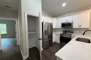 3920 Thornton St, Pace, FL 32571 - Photo 4
