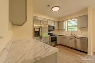 7727 Coronet Dr, Pensacola, FL 32514 - Photo 12