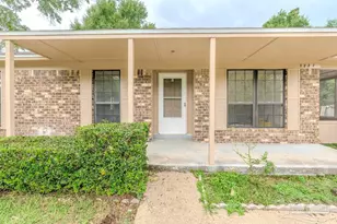7727 Coronet Dr, Pensacola, FL 32514 - Photo 4