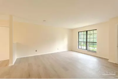 7727 Coronet Dr, Pensacola, FL 32514 - Photo 6