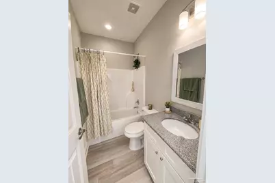5940 Savannah Dr, Milton, FL 32570 - Photo 14