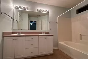 317 Mizzen Ln, Pensacola, FL 32507 - Photo 10