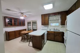 5505 Fairview Dr, Pensacola, FL 32505 - Photo 6