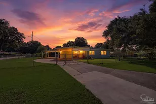 602 Edgecliff Dr, Pensacola, FL 32506 - Photo 2