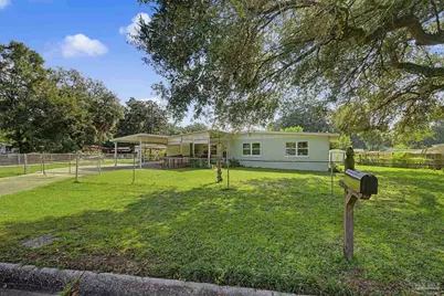 602 Edgecliff Dr, Pensacola, FL 32506 - Photo 1
