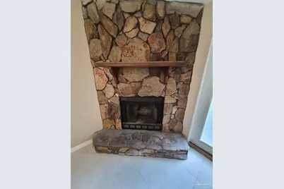 537 Petros Cir #A, Pensacola, FL 32505 - Photo 2