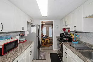2711 E De Soto St, Pensacola, FL 32503 - Photo 12