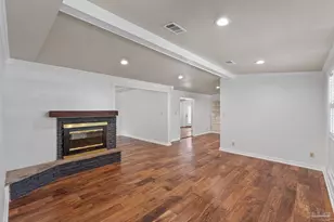 121 Gilmore Dr, Gulf Breeze, FL 32561 - Photo 6