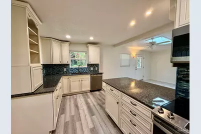 3 Driftwood Ave, Gulf Breeze, FL 32561 - Photo 12