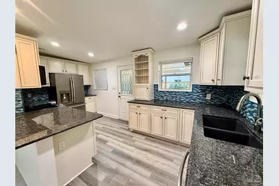 3 Driftwood Ave, Gulf Breeze, FL 32561 - Photo 8
