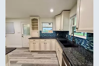 3 Driftwood Ave, Gulf Breeze, FL 32561 - Photo 16